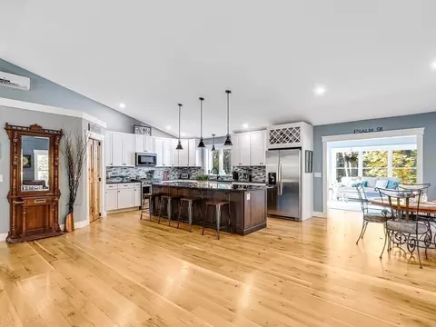 61 Lancaster Rd, Berlin, MA 01503 photo 10