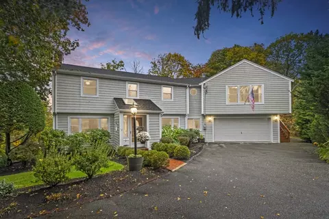 18 Aspen Rd, Swampscott, MA 01907