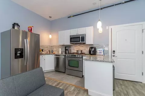 6 Windsor, Worcester, MA 01605 photo 5