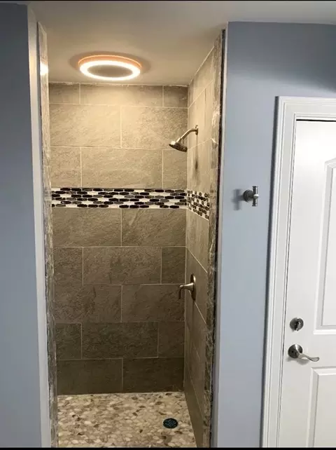 6 Windsor, Worcester, MA 01605 photo 8