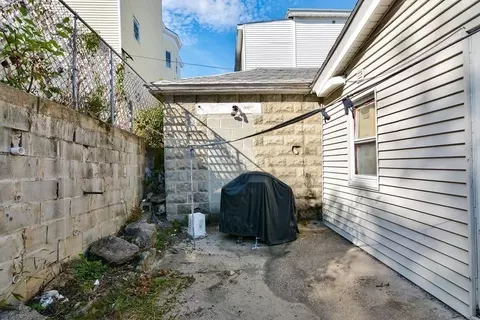 94 Margin St, Lawrence, MA 01841 photo 24