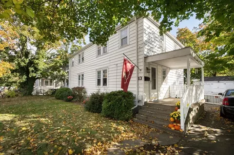13-15 Dee Rd, Quincy, MA 02169