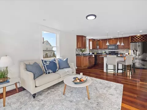 29 Sherman Ave, Nahant, MA 01908