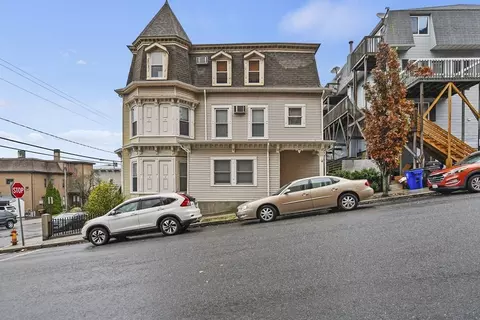 313 Durfee St #3N, Fall River, MA 02720 photo 3