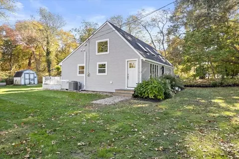 14 Regency Dr, Bourne, MA 02561 photo 3
