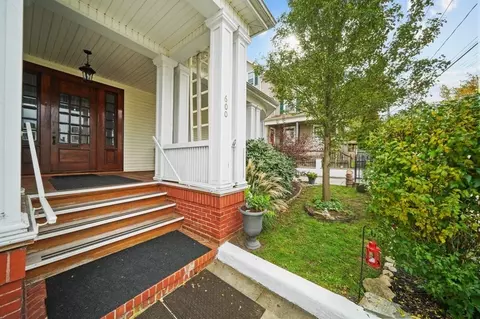 600 Broadway, Fall River, MA 02724 photo 3