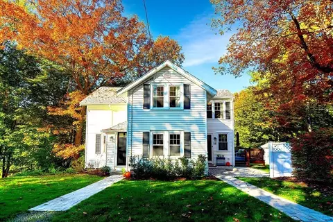 65 Whitman St, Weymouth, MA 02189