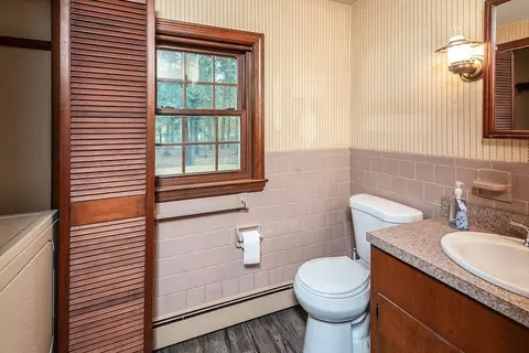 5 Mill Brook Ave, Walpole, MA 02081 photo 9
