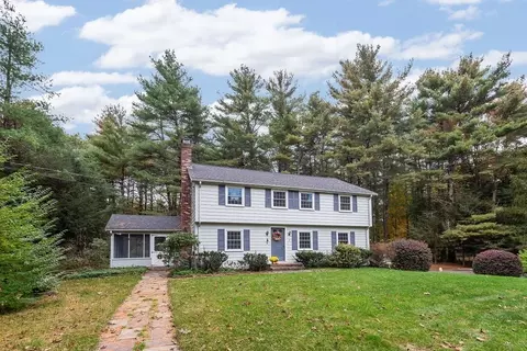 5 Mill Brook Ave, Walpole, MA 02081