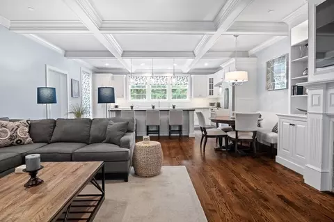 172 State St #4, Newburyport, MA 01950