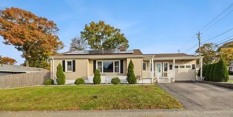 156 Archer St, Fall River, MA 02720