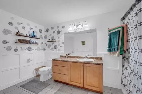 45 Meola Ave, Worcester, MA 01606 photo 23