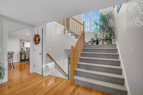 45 Meola Ave, Worcester, MA 01606 photo 17