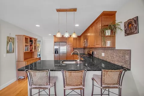 45 Meola Ave, Worcester, MA 01606 photo 6