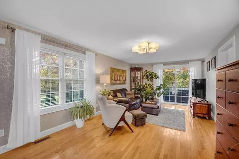 45 Meola Ave, Worcester, MA 01606 photo 10