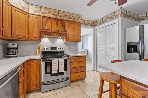 20 Castle Ave, Athol, MA 01331 photo 9