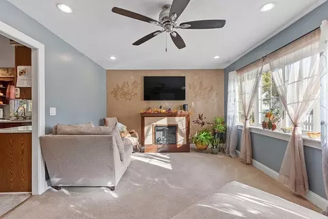 20 Castle Ave, Athol, MA 01331 photo 12