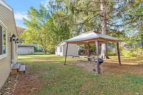 20 Castle Ave, Athol, MA 01331 photo 20