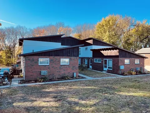 33 Homer Ave, Chicopee, MA 01020