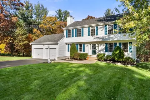 20 Christopher Dr, Grafton, MA 01519