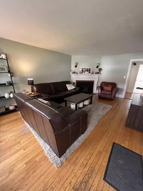 511 Mower St, Worcester, MA 01602 photo 5