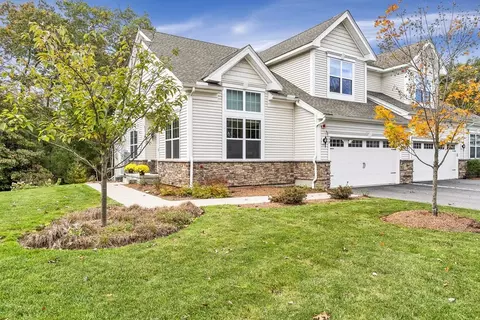 59 Ridgewood Dr #59, Stow, MA 01775