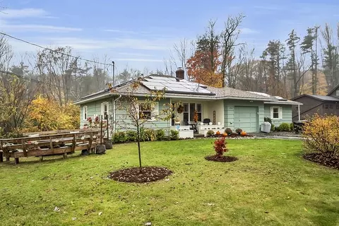 1952 Chestnut Hill Ave, Athol, MA 01331