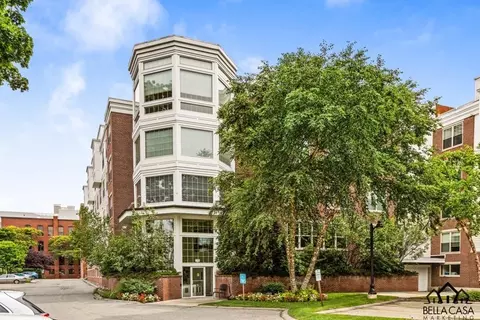 248 Albion St #232, Wakefield, MA 01880