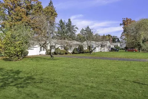 121 Herrman St, West Springfield, MA 01089