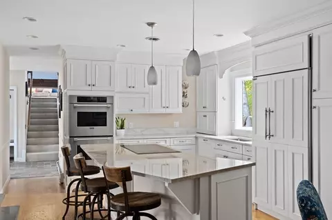 4 Oakcrest Rd, Hingham, MA 02043 photo 3