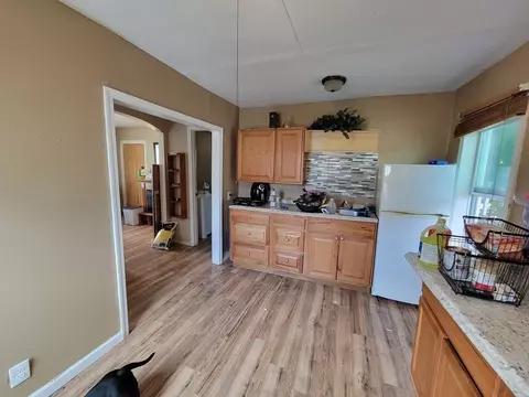 58 Ford St, Fall River, MA 02720 photo 4
