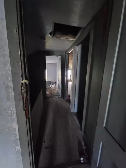 58 Ford St, Fall River, MA 02720 photo 37
