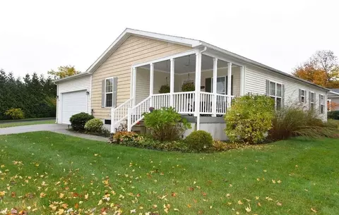 4 Rebecca Rd, Rockland, MA 02370