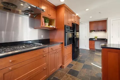 15 Libby Ave, Reading, MA 01867 photo 12