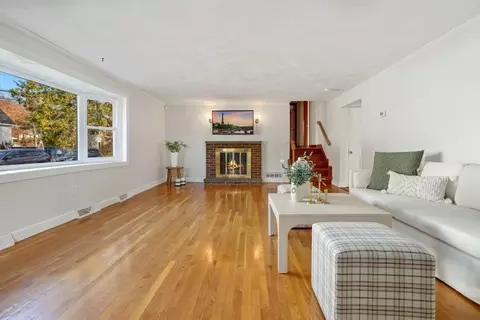 15 Libby Ave, Reading, MA 01867 photo 4