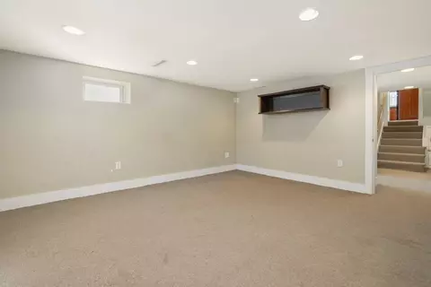 15 Libby Ave, Reading, MA 01867 photo 27