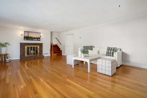 15 Libby Ave, Reading, MA 01867 photo 3