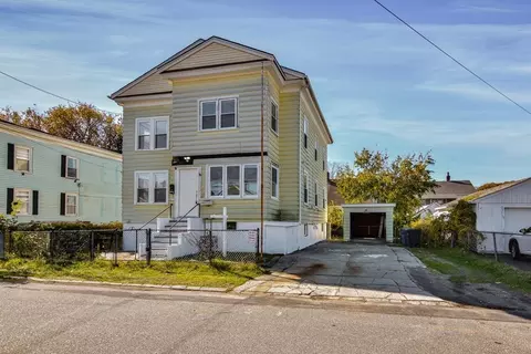 12 Leroy Ave, Lawrence, MA 01841