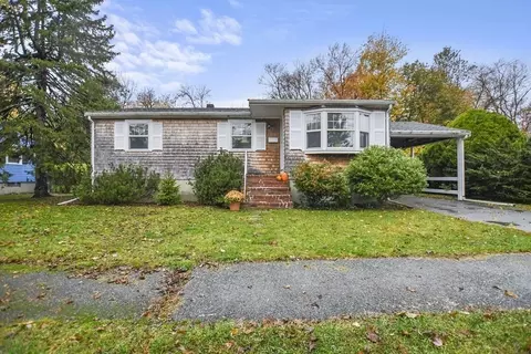 36 Longmeadow Rd, Beverly, MA 01915