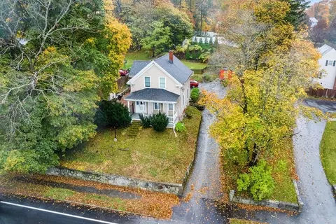 868 Main St, Reading, MA 01867