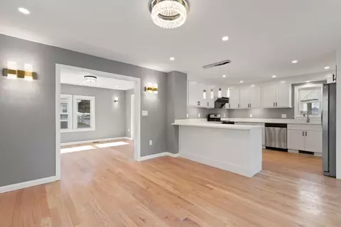 36 Cheever St, Milton, MA 02186