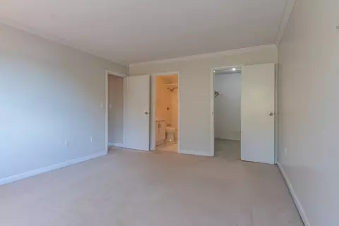 1 Summit Dr #46, Reading, MA 01867 photo 13