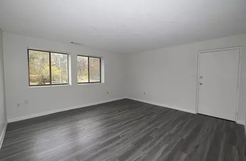 103 Colonel Bell Dr #6, Brockton, MA 02301