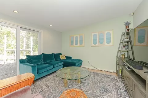47 Dick Dr, Worcester, MA 01609 photo 8