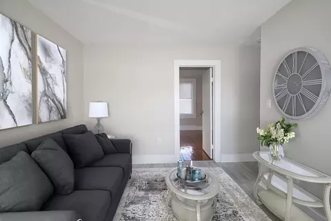 114 William St, Springfield, MA 01105