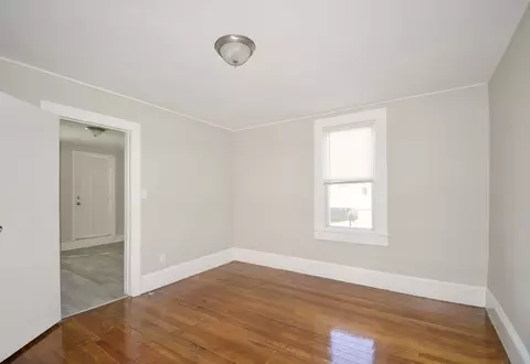 114 William St, Springfield, MA 01105 photo 4