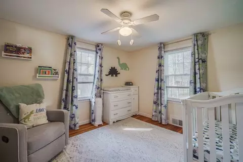 76 Wilshire Rd, Springfield, MA 01118 photo 15