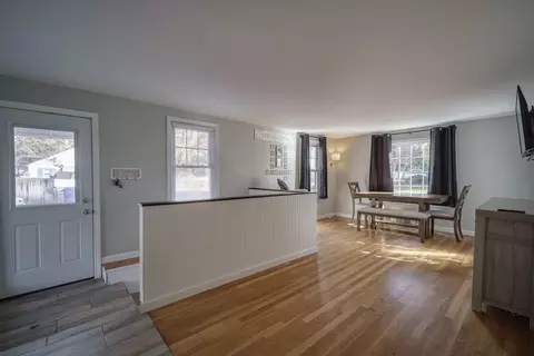 76 Wilshire Rd, Springfield, MA 01118 photo 12