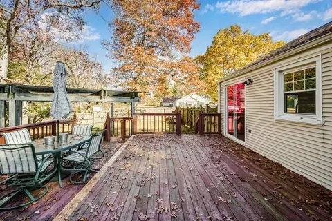 76 Wilshire Rd, Springfield, MA 01118 photo 26