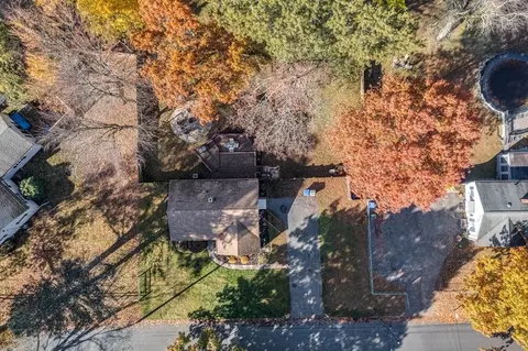 76 Wilshire Rd, Springfield, MA 01118 photo 3